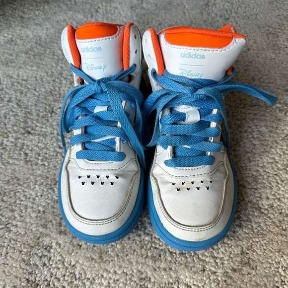 Adidas Kids Disney Mickey Mouse X Hoops Mid 3.0 Sneakers Size 12 - Picture 3 of 11